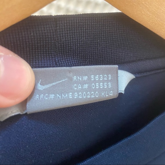 Nike Center Swoosh Embroidered Logo Shirt - Picture 11 of 15